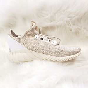 NWT Unisex ADIDAS TUBULAR DOOM